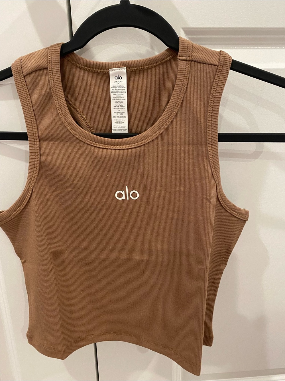 ALO Yoga Ribbed Cropped Tank Top in Brown